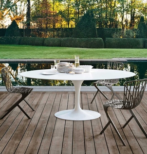 Knoll Saarinen Tulip Eettafel Outdoor - Ovaal 198 x 121 cm. Wit