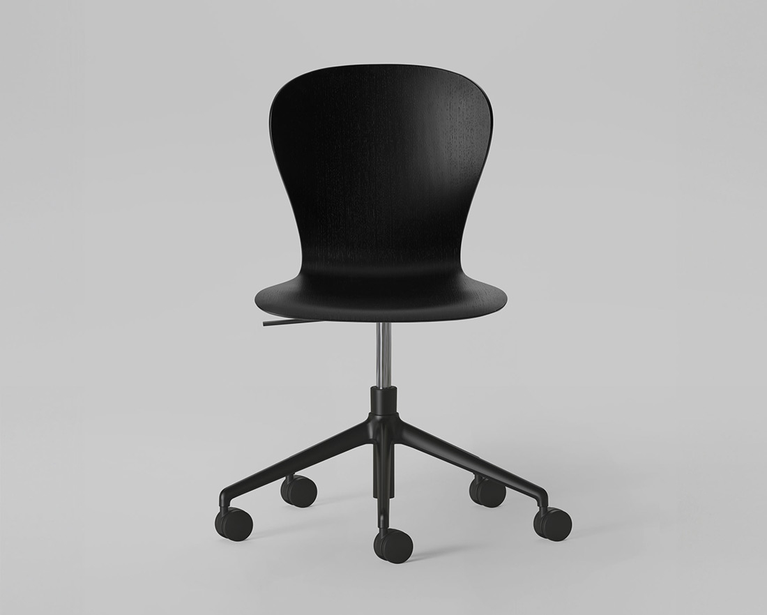 de nieuwe bureaustoel van Thonet