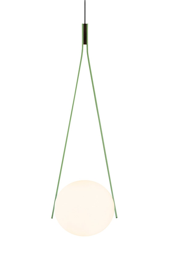 De NomNom lamp in de kleur wasabi groen