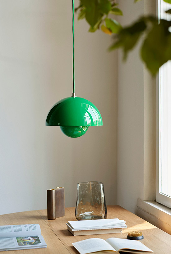 Signal Green hanglamp van &Tradition 