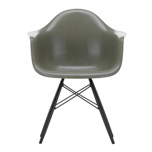 Vitra Eames Fiberglass Chair DAW - Raw Umber/Esdoorn Zwart