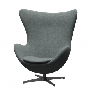 Fritz Hansen Egg Chair Fauteuil + Voetenbank - Hallingdal 130 grey - zwart