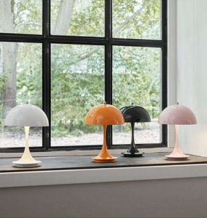 Louis Poulsen Panthella 160 portable tafellamp, Oranje