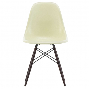Vitra Eames Fiberglass Chair DSW - Parchment/Esdoorn Donker